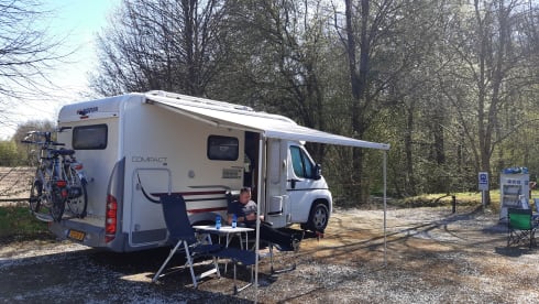 Compact – Adria Compact SD