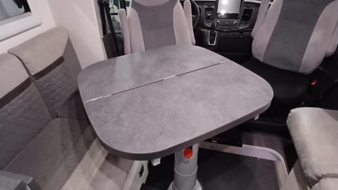 4p Ford Chausson Titanium Nordic edition 777GA