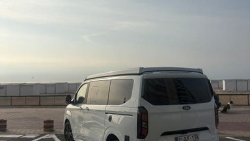 Joe – 4-seater Ford campervan from 2026