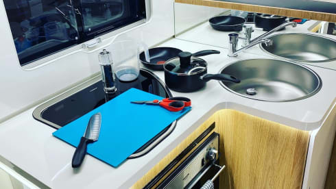 Odyssey – Odyssey - 5 Berth Motorhome 