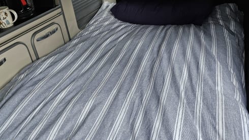 Knight Rider!  – TOP CLASS 4 berth Nissan campervan