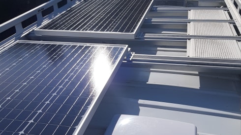 Miles – Off Grid Camper