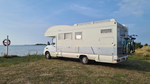 Beautiful luxury family camper