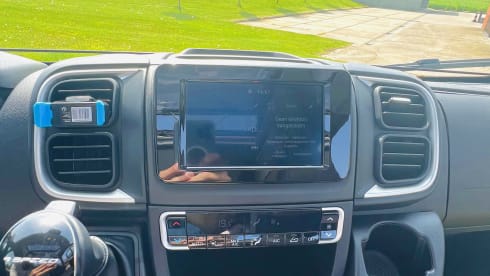 Twin Explorer SLB Luxe Fiat 140 AT9V 3,5T Automaat – 2p Adria Mobil bus uit 2024