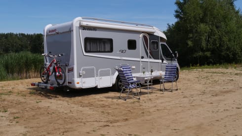 3p Dethleffs T 6700 half integral, from 2012