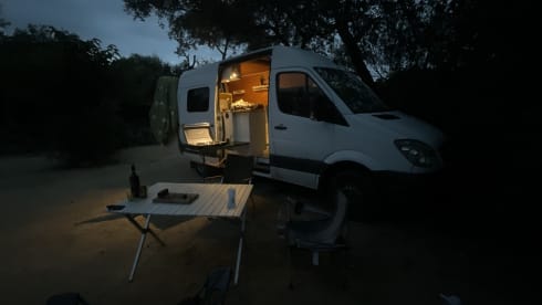 2p Mercedes-Benz bus from 2012