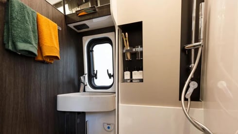Benivan 160 – 2p Benimar bus uit 2024