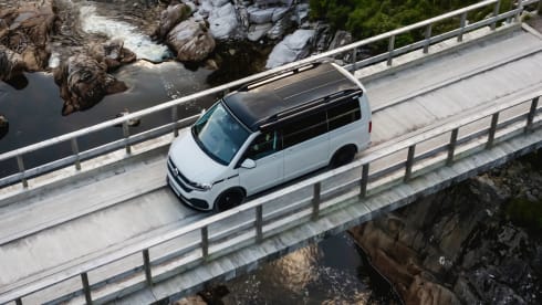 Aurora – 4 berth Volkswagen campervan from 2023