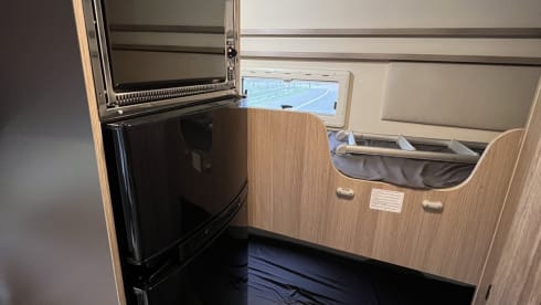 Ken the Family Rambler – 6 berth Chausson Flash C636 from 2016