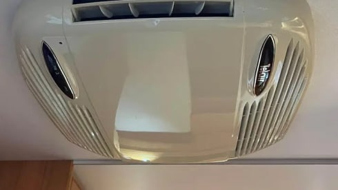 Ford 3P semi-intégré à partir de 2009