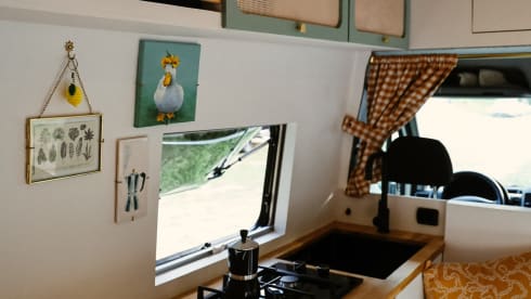 Bennie – 2p Mercedes Sprinter Camperbusje uit 2012