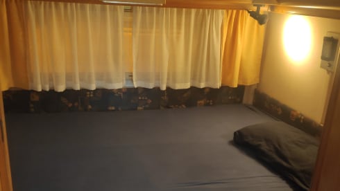 Spacious camper for up to 4 people with access to Umweltzonen (D)