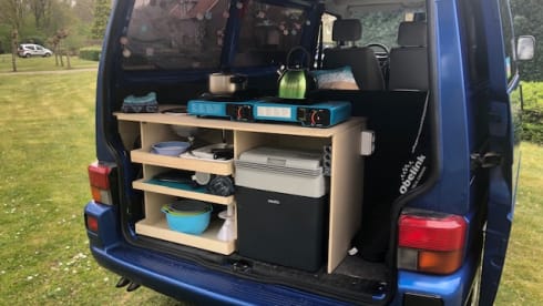Waves – Waves - Cozy and robust VW T4 campervan