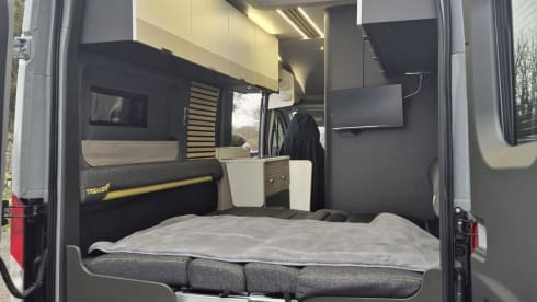 Theodore  – 2 berth Swift TREKKER 