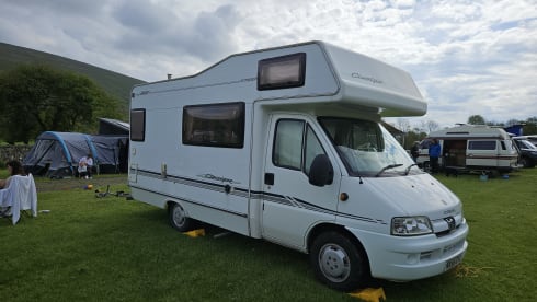 4 berth Peugeot Boxer Compass Motorhome from 2005