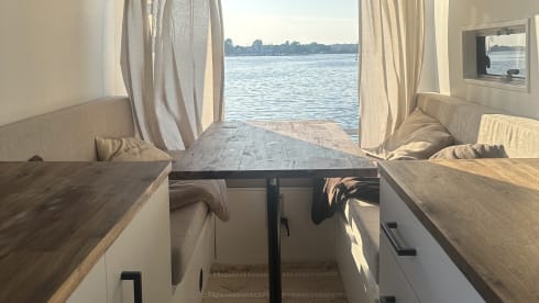 Elma  – Travel with Elma - Freistehen und die Aussicht genießen