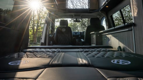 Eleanor  – Volkswagen T6 Highline LWB campervan 