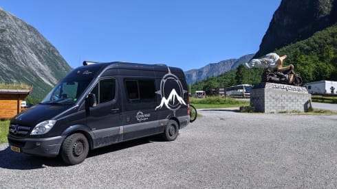 Mercedes Open Road adventure –     ADVENTURE BUSCAMPER automatic EXTRA LONG BED 165hp 