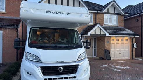 Cadman campers – 4 berth Fiat ducato
