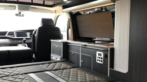 George – VW T6.1 - 2021 luxury conversion