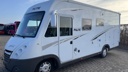 generous family integrated motorhome