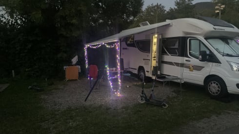 mobilehome-Leuven – Family camper - Leuven - automatic