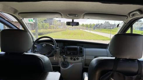 Nissan campervan 2p
