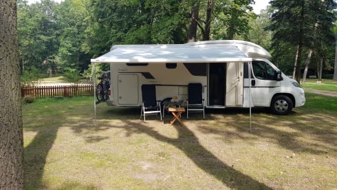 A young, spacious and very complete Adria Matrix Axess