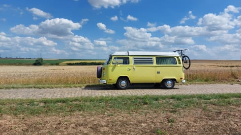 Ga op duurzame roadtrip met Lima! ⚡️🚐 – 100% Electric! ⚡️VW T2 "Lima"