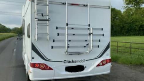 Glücksmobil – Family motorhome with 6 seats