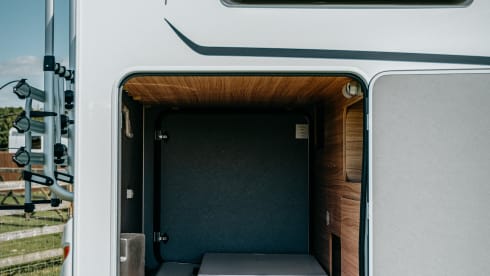 H11 – Fiat Dethleffs Just 90 Ideal family van or 2 couples