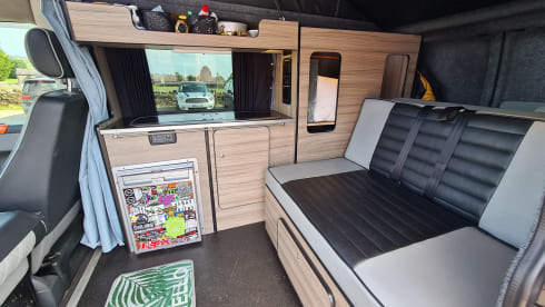 Belle – VW T5 campervan 