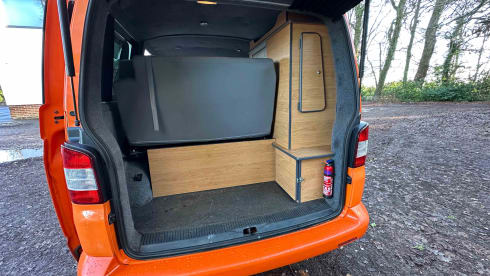 The Duke – Orange Volkswagen T5 2 berth campervan