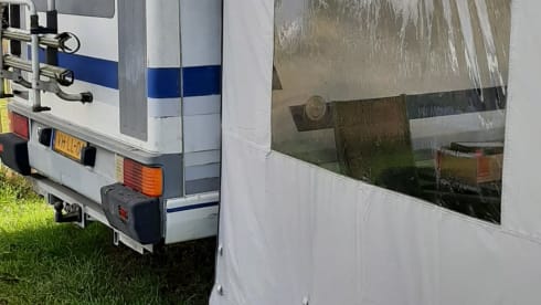 blue bird – 4-person Fiat 280 / Knaus from 1990