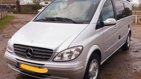 Mercedes Westfalia camper bus, MarcoPolo 4 persons