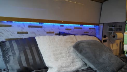 Freedom  – The Cozy Wanderer (Unlimited miles)(Skylink wifi)