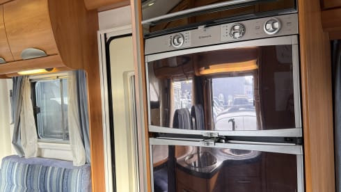 Marisol – 4p Hymer integrated uit 2008