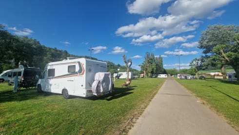 Pepper – 2p Weinsberg semi-integrated from 2018
