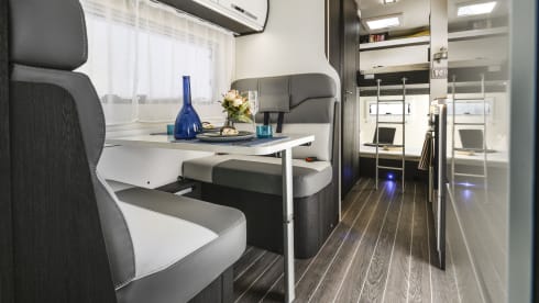 6 berth Roller Team alcove from 2022