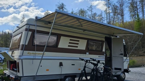 Oldtimer Hymer from 1986 for 4 persons