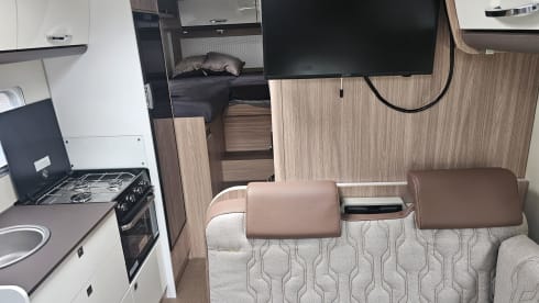 The HappyVan – 2 person fully equipped Bürstner automatic from 2024: The HappyVan
