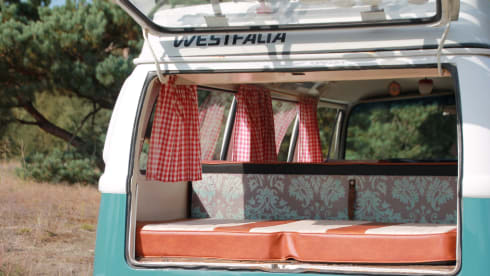 Billy – Volkswagen T2b Camper from 1978