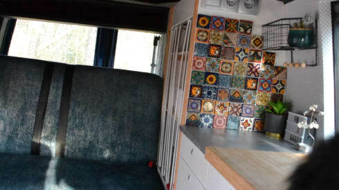 Bussie – 4p Volkswagen campervan uit 2005
