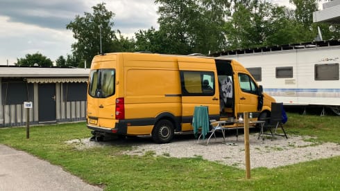Pino – 4p Volkswagen bus from 2008