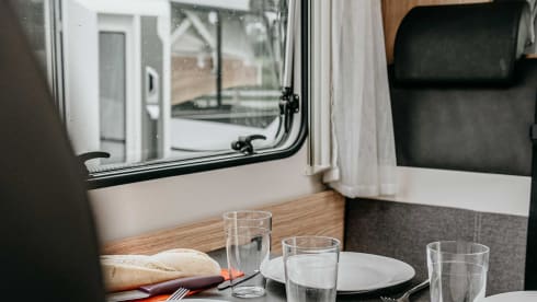 H6 – Fiat Sunlight A70 family 6 berth 2025 model