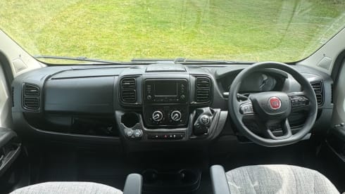 Modern 2025 6 Berth 6 Belted Seat Swift Edge 