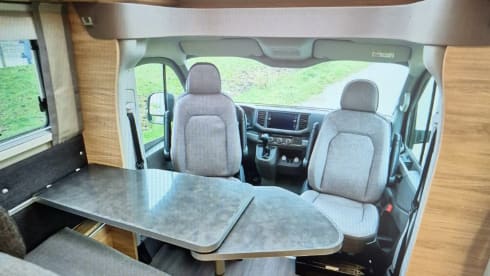 KNAUS VAN TI PLUS 650 MEG AUTOMATIC