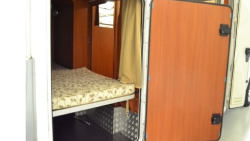 Max – Camper Mansardato Mc Louis