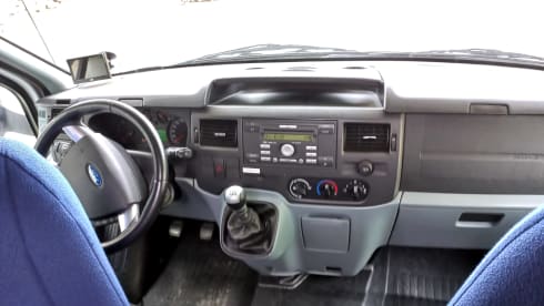 5p Challenger alcove camper from 2009