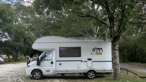 Loutje  – Ruime opgeknapte 4p Fiat alcove uit 2000